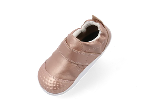 Calzado Respetuoso Xplorer Go Trainer Oro Rosa para los Primeros Pasos de tu Bebé