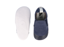 Calzado respetuoso Xplorer Scamp Orgánica para bebés, en azul marino, ideal para primeros pasos, de BOBUX ESPAÑA Y PORTUGAL.