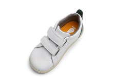 Zapatos barefoot I Walk BOBUX España y Portugal para niño en color blanco y verde hierba, ligero y flexible para niños.