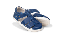 Sandalia barefoot I-Walk Tidal para niño en color arándano, con diseño cómodo y flexible de BOBUX ESPAÑA Y PORTUGAL.