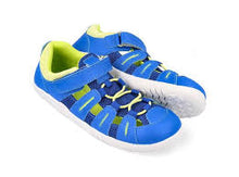 Sandalia barefoot I Walk Summit Snorkel para niño en color azul y lima con suela soleada, de la marca BOBUX ESPAÑA Y PORTUGAL.