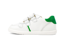 Zapatos barefoot I Walk Riley de BOBUX España y Portugal, modelo blanco y esmeralda para unisex, con diseño cómodo y flexible.