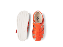 Sandalias barefoot I Walk Tropicana II para niña en color tangerina, con diseño cómodo y flexible de BOBUX ESPAÑA Y PORTUGAL.