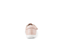 Sandalia barefoot I-Walk Zap II Seashell Shimmer para niña de BOBUX, con detalles en concha y acabado brillante, en color shimmer.