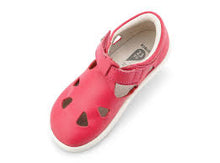 Sandalia barefoot I Walk Zap II para niña en color guayaba, con suela flexible y diseño cómodo de BOBUX ESPAÑA Y PORTUGAL.