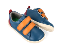 Zapatos barefoot I Walk BOBUX España y Portugal para niño en color teal y cranberry, con suela flexible y diseño cómodo.