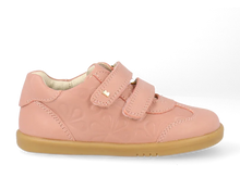 Calzado barefoot I Walk Sprite rosa para niña de la marca BOBUX ESPAÑA Y PORTUGAL, con suela flexible y diseño cómodo.