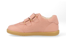 Calzado barefoot I Walk Sprite Rosa para niña de la marca BOBUX, con suela flexible y diseño cómodo para niños.