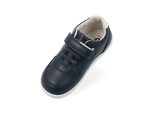 Zapatos barefoot I Walk Cometa en azul marino y blanco para unisex, marca Bobux España y Portugal, con suela flexible y diseño cómodo.