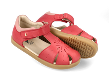 Sandalias barefoot I Walk Brújula Mineral en rojo y rosa para niña, con diseño cómodo y ligero de BOBUX ESPAÑA Y PORTUGAL.