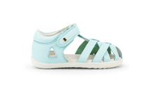 Calzado Step Up Tropicana II Mist para bebés de BOBUX, resistente y cómodo para los primeros pasos del niño.