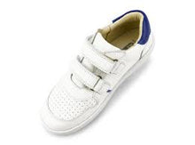 Zapatos barefoot para niños BOBUX Kid+ Riley en color blanco y arándano, calzado unisex cómodo y flexible.