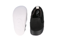 Zapatos Xplorer Scamp Orgánicos negros para bebés, calzado respetuoso para los primeros pasos, de BOBUX ESPAÑA Y PORTUGAL.