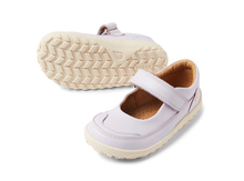 Calzado barefoot I-Walk Lucy Thistle para unisex de BOBUX España y Portugal, vista desde el lado mostrando diseño cómodo y flexible.