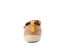 Zapatos barefoot I-Walk Dawn Sandstorm para niño de BOBUX ESPAÑA Y PORTUGAL, con diseño cómodo y transpirable.