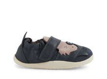 Calzado para bebés Xplorer Howl Navy de Bobux Iberia, resistente y cómodo para los primeros pasos.