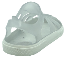 Sandalias Boatilus BIOTY en transparente y blanc, con diseño moderno y cómodo, vista en primer plano.