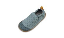 Zapatos Xplorer Indie Junior para bebés en color gris con alas, ideales para los primeros pasos, marca BOBUX ESPAÑA Y PORTUGAL.