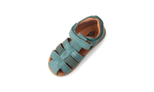 Sandalia barefoot I Walk Roam para niño en color Slate, calzado de marca BOBUX España y Portugal, con diseño cómodo y flexible.