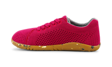 Calzado Barefoot Kid+ Seedling Berry para niña de BOBUX ESPAÑA Y PORTUGAL, zapato cómodo y flexible para niños pequeños.