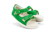 Sandalia barefoot I Walk Rise BOBUX España para niño en color esmeralda, con diseño cómodo y flexible para pies pequeños.
