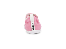 Calzado respetuoso Xplorer Scamp Candy de BOBUX para los primeros pasos del bebé, en color candy con diseño cómodo y flexible.