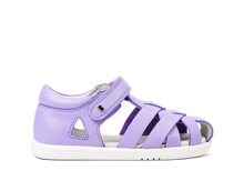 Sandalia barefoot I Walk Tropicana II de BOBUX en color lila para niña, con estilo cómodo y diseño ligero.