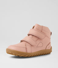 Zapatos deportivos barefoot I-Walk Ember Cameo Rose para niña, calzado cómodo y flexible de BOBUX ESPAÑA Y PORTUGAL.