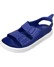 Sandalias Boatilus IRKY VEG de color verde con diseño cómodo y moderno, perfectas para uso casual y verano.