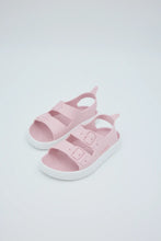 Sandalias Boatilus IRKY VEG en color verde, con suela antideslizante y diseño cómodo para uso casual.