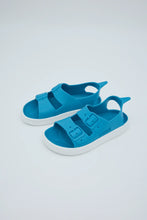 Sandalias Boatilus IRKY VEG en color blanco con tiras de estilo casual y cómodo en la parte superior.