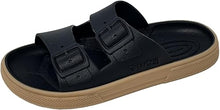 Sandalias Boatilus ROCKSY en color marrón con suela de goma y diseño cómodo, ideales para verano y uso casual.